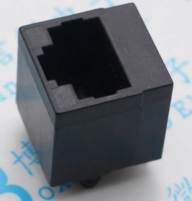 Сетевой интерфейс RJ45 полностью пластиковый 5224 вертикальный 52-8P8C