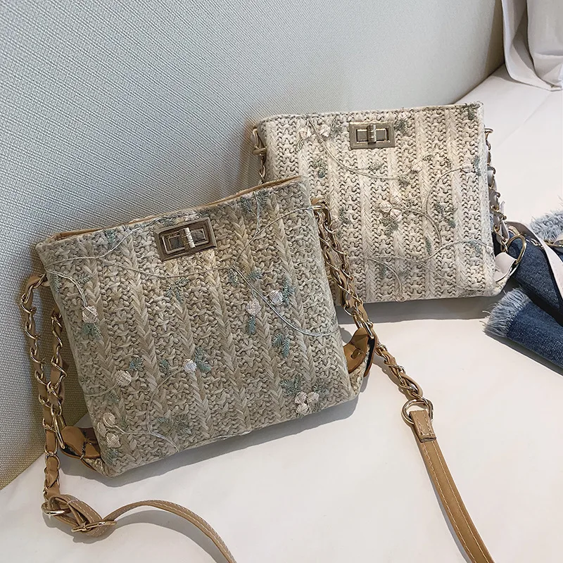

France Non-mainstream High Grade Sense Bag Women's 2019 New Style chao yang Gas Textured Versatile INS Lace Crossbody Bag