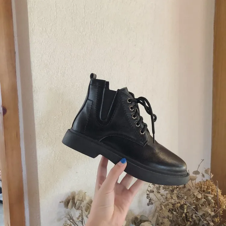 

Round head Martin boots retro British style handsome casual women's boots cross straps fashion all-match thick-soled short boots