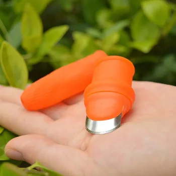 

Gardening Garden Picking Thumb Cutter with Anti-Cut Finger Cover for Vegetables Cutting S7