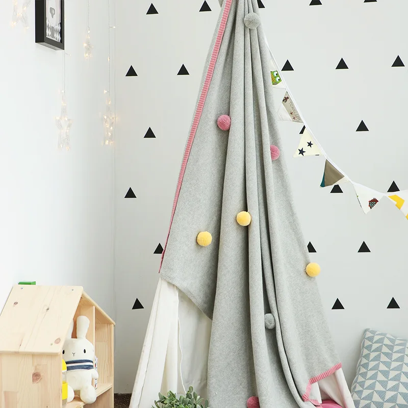 

Goode Mo Creative Ball Blanket Knitted Blanket Entirely Handmade Hanging Ball 9 Ball Blanket