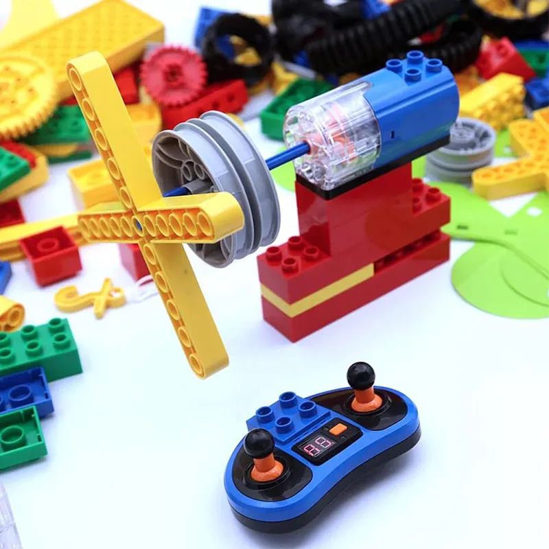 

NEW Building Block Four Axes Spin Large Motor Remote Control Fit For legoes Duploe 9656 Electric Teaching DIY Aid Toys Gifts