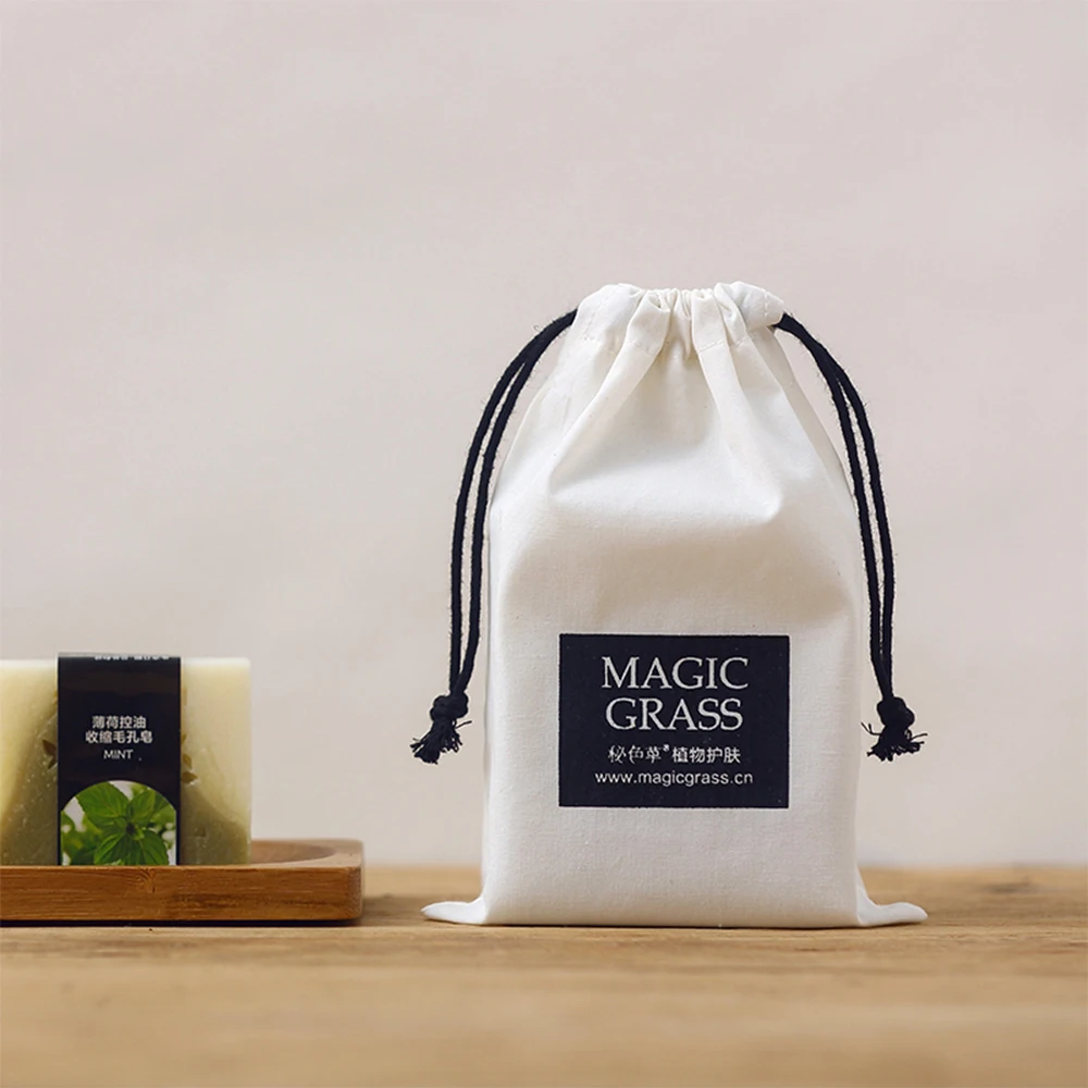 White Cotton Drawstring Bag with Black Rope for Jewelry Gift Packaging Pouches Chic Wedding Party Favor Bags Personalized Logo 50 green flannel bags chic wedding favor drawstring bags skincare products packaging pouches suede pouch necklace jewelry bags