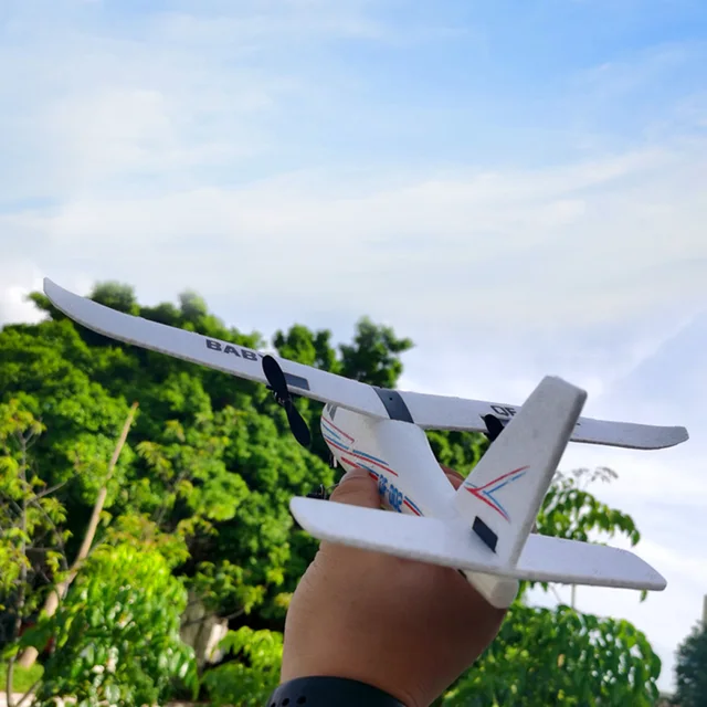 Novo Qf002 Bebê Rc Avião 2.4ghz 2ch Pequeno Avião Diy Vôo Brinquedos De Controle  Remoto Avião Presente Para Crianças Meninos - Aviões De Controle Remoto -  AliExpress