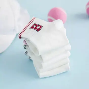 

Classic Striped Letter Print Fashion Sporty Short Socks Girls Cute Harajuku Socks Casual Female Cool Skateboard Cotton Socks