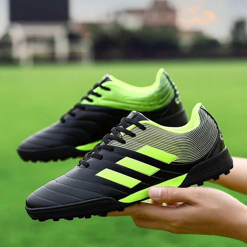 

2019 New Football Cleats Women Comfortable Pu Leather Training Game Sneakers Kids Luxury Turf Shoes Football Men Sport Shoes
