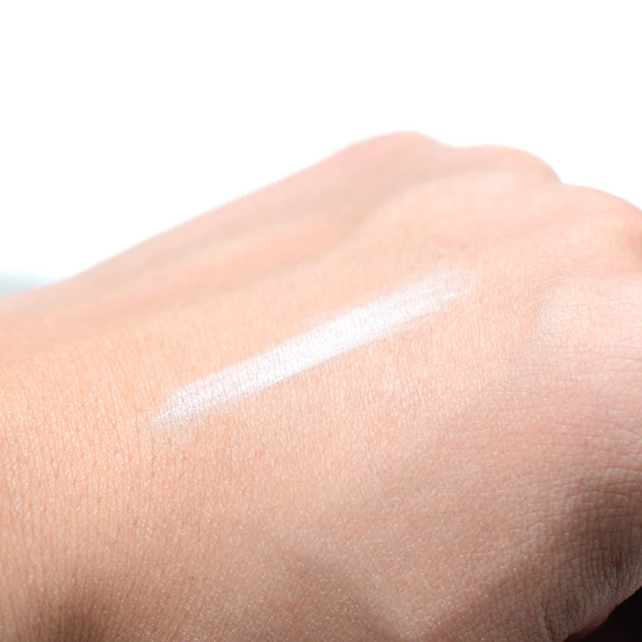 10805557991_1876563236