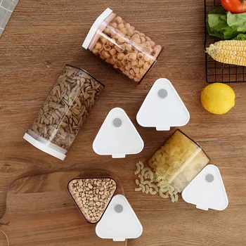 

Nordic Transparent Plastic Triangle Sealed Cans Simple Creative Cereals Boxes Household Storage Tools with Lid Round Food Jars