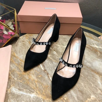 

Luxury Brand Genuine Leather Fashion Women Shoes Solid Color Square Heel Ladies Shoes Top Quality Rivet Slip-on Shoes Size 35-39