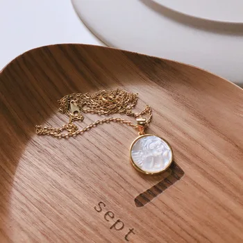 

Korean Fashion jewelry Euro American 925 pure silver Angel Baby Shell Necklace short neck chain