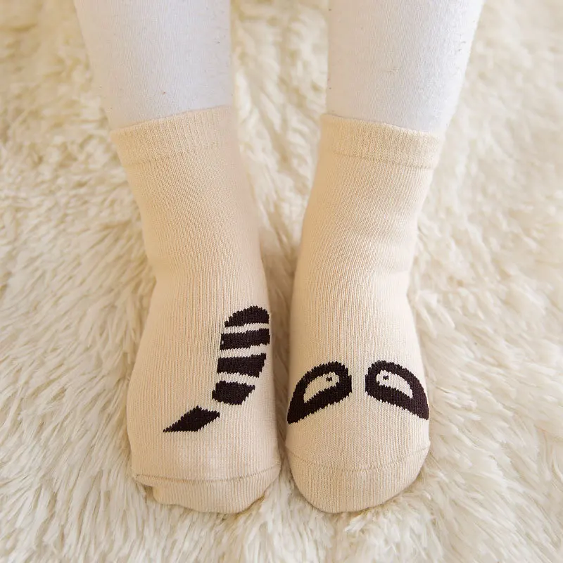 Рождественские носки для девочек, носки для малышей одна пара, для маленьких девочек и мальчиков, для малышей, с настоящей улыбкой, с резиновой подошвой, для малышей, дешевые вещи - Цвет: Коричневый