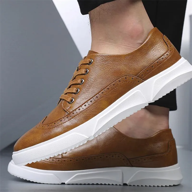 

Size 48 British Style Mens Leather Casual Shoes Men Sneakers Leather Men Moccasin Brogue Sport Shoes for Men Spring Autumn Shoes