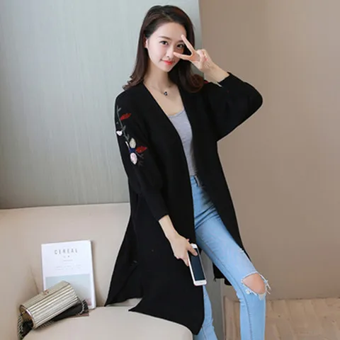 Autumn Women Sweaters Casual Loose Knitted Jumpers Elegant Ladies Korean Embroidery Lantern Sleeve Long Cardigan Coat - Цвет: Черный