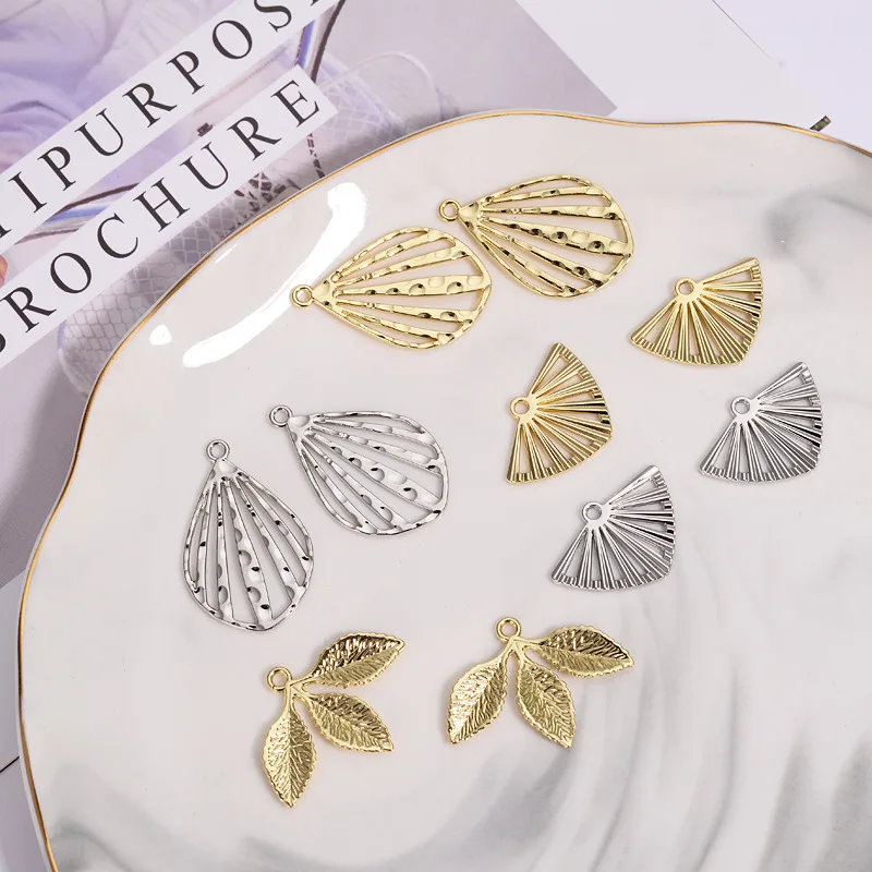 

50PCS High Quality Gold/silver Color Alloy Material hollow Leaf Shape Charm Fan shape charm for DIY handmade Jewelry Making