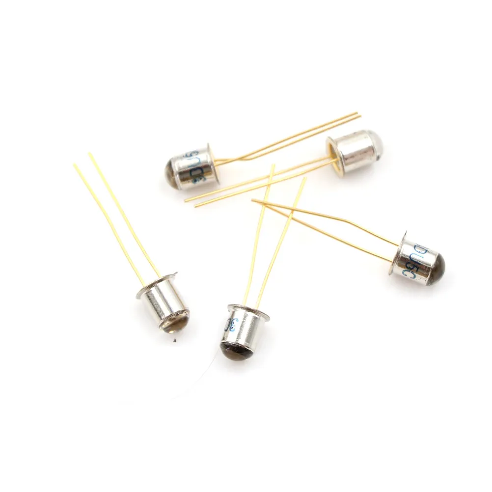 5PCS/lot 3DU5C Metal Encapsulated Silicon Phototransistor Transistor Useful