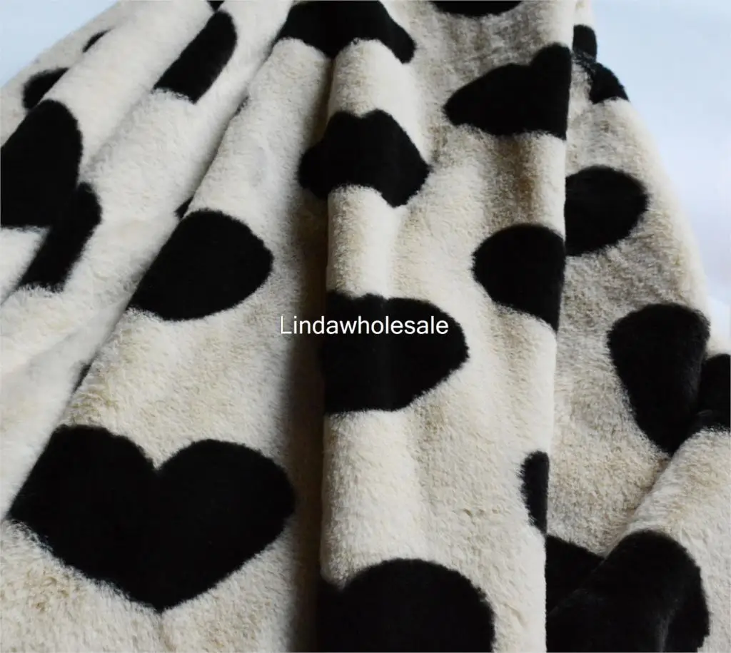 

Имитация кроличьего меха с принтом сердца, плюшевые ткани для одежды, домашний текстиль и игрушки, ткань из искусственного меха,