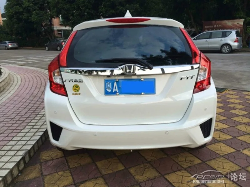 Сделано для 14-16 Honda Jazz три поколения задний светильник в сборе тормозной светильник рулевое управление светильник