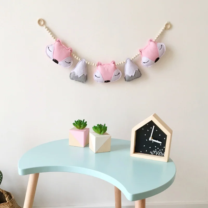 

INS Nordic House Shaped Wall Clock Star Garland Wall Tent Hanging Pendant Succulents Nursery Decor Photo Props