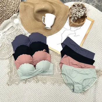 

799 Fashion Simple Japanese Korean New Style Cute Versatile Comfort Seemless Push up Cross Breast-Solid Underwear