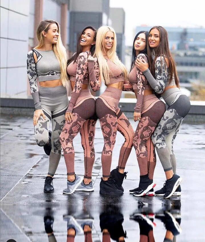 Спортивный бесшовный комплект для фитнеса, йоги, костюм, камуфляжная одежда для занятий спортом для спортивного зала для женщин, высокая талия, быстросохнущие тянущиеся штаны с длинными рукавами