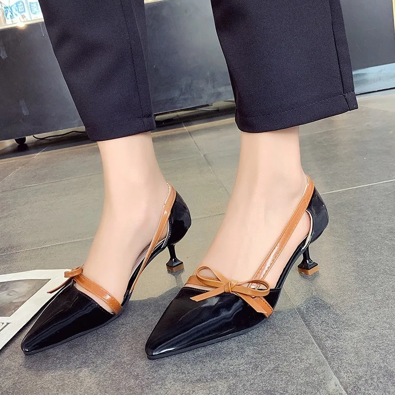 

2020 Spring Fashion Ladies Thick with High Heel Sandals Pointed Sexy High Heel Bow-knot Sandals Women's Brand Designer U18-72