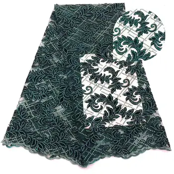 

Latest Green Gold African Velvet Lace Fabrics High Quality 2019 Nigerian Lace Fabric with 3 d flowers Lace for Women Dress