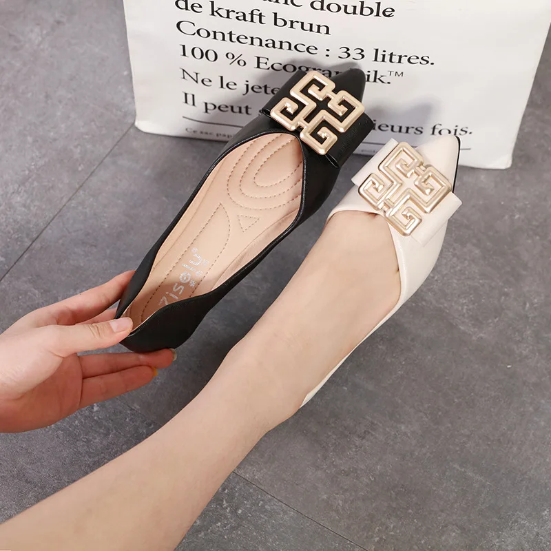 

Beauty Road 2019 Spring And Summer New Style Flat Top Shoes Pointed-Toe Flat Shoes Man-made Diamond Square Head Patent Leather F