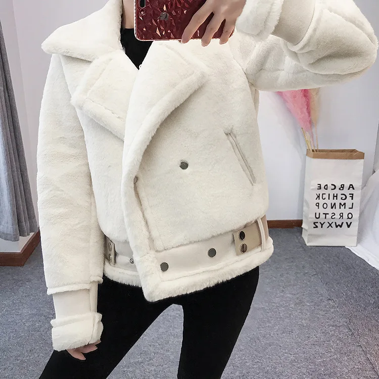 Осенне-зимнее короткое пальто для фотосессии в новом Корейском стиле с мехом и замшевой тканью женский тренд
