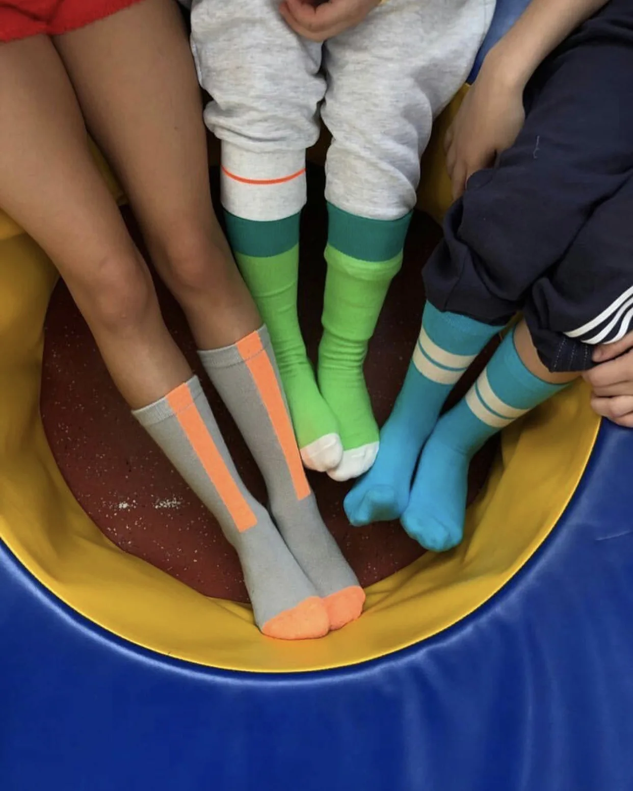 

A Pack of Three Pairs of Early Autumn And Winter Fluorescence Color Mixed Colors Children Tube Socks BOY'S Girls Unisex Korean-s
