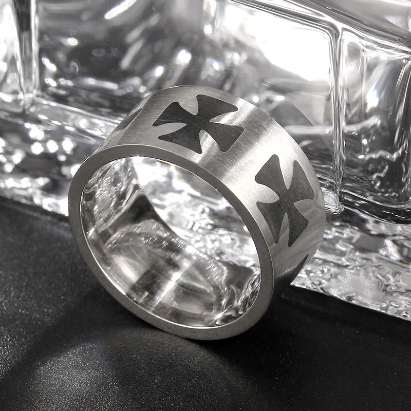 11267773445_213457758