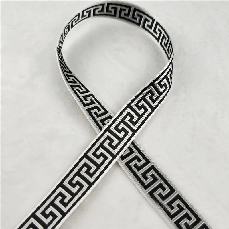 8619906779_2138670256