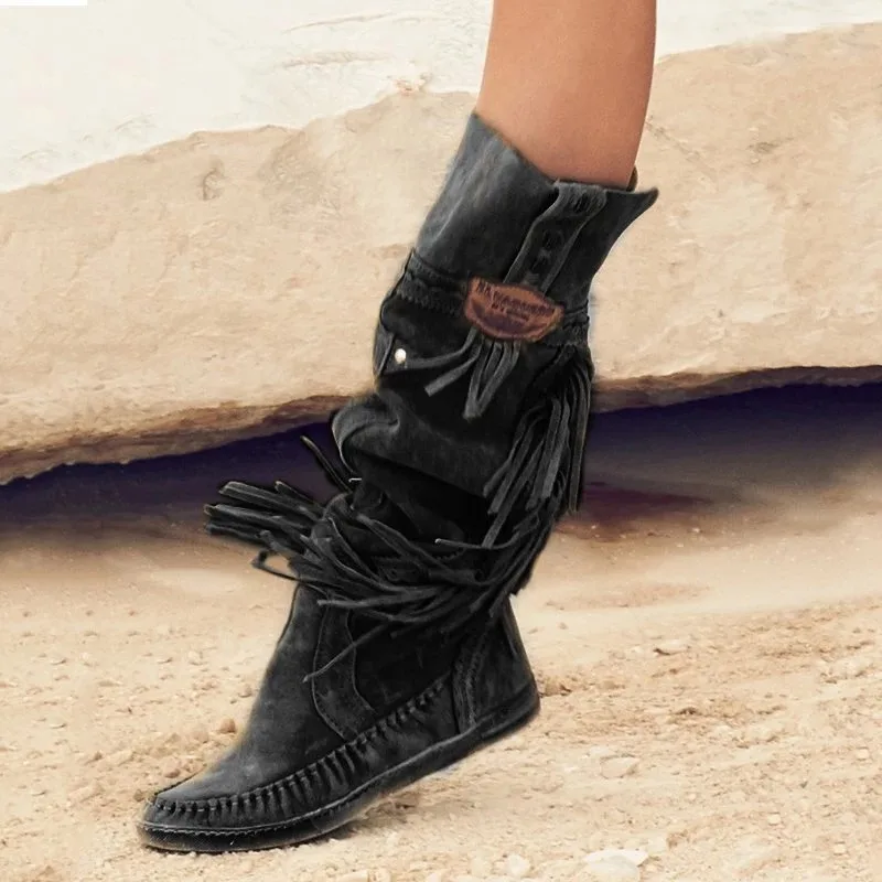 Женская обувь на плоской подошве в этническом стиле Стильные теплые ботинки на меху замшевые ботинки на низком каблуке высокие ботинки с бахромой зимние вышитый ботинок
