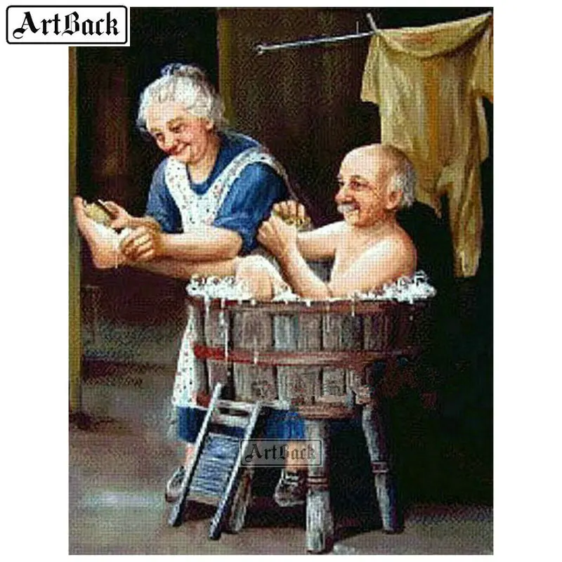 Деревенские люди. Смешной санта. Деревенские люди. Старик в ванной. Пожилые женщины в ванне.