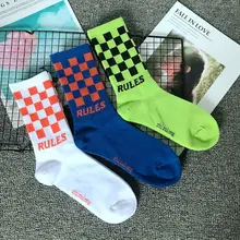 Модные красивые носки для взрослых до середины голени с решетчатыми квадратными стразами; цвет черный, белый, флуоресцентный, зеленый