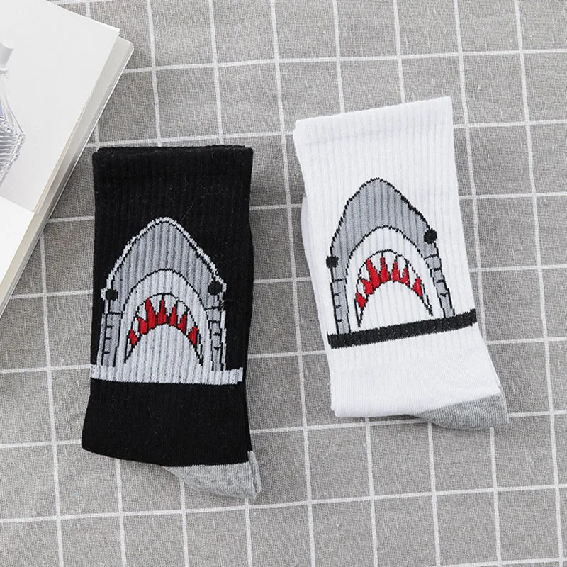Fr-hling-sommer-hohe-Qualit-t-Harajuku-chaussette-Stil-Socken-F-r-Frauen-m-nner-Baumwolle(5)