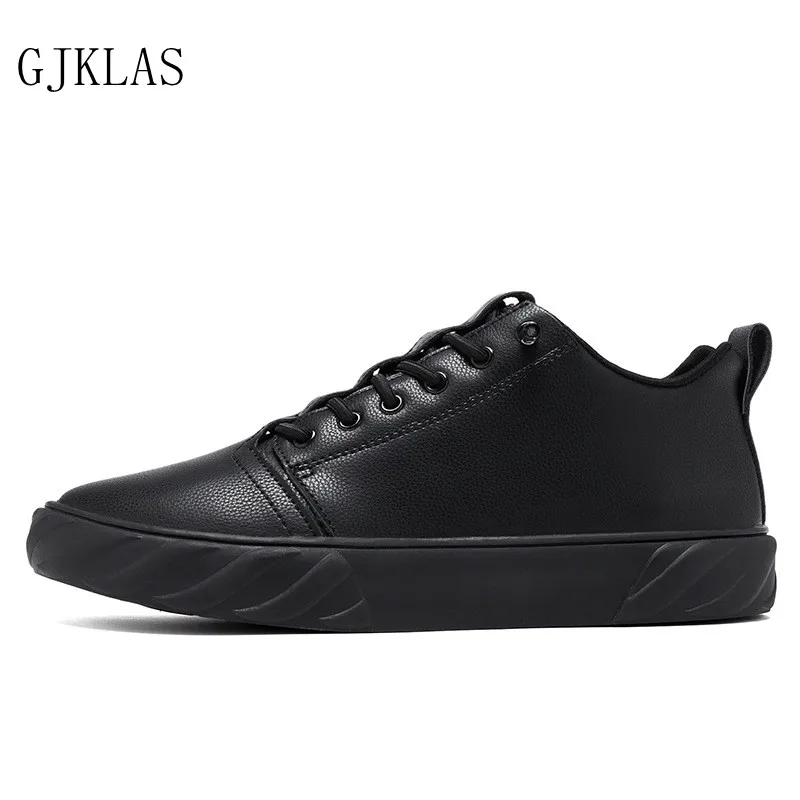 

Slip on Leather Shoes Men Sneakers Classic Breathable Fashion Men Casual Shoes Black Sneaker Comfy White Sport Shoes for Men
