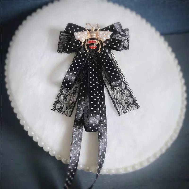 Корейская мода, новинка, зеленая, красная, синяя кружевная лента, брошь для галстука-бабочки, пчела, воротник, Бабочка, полосатые броши, булавка для воротника, женские аксессуары - Цвет: AA13-03