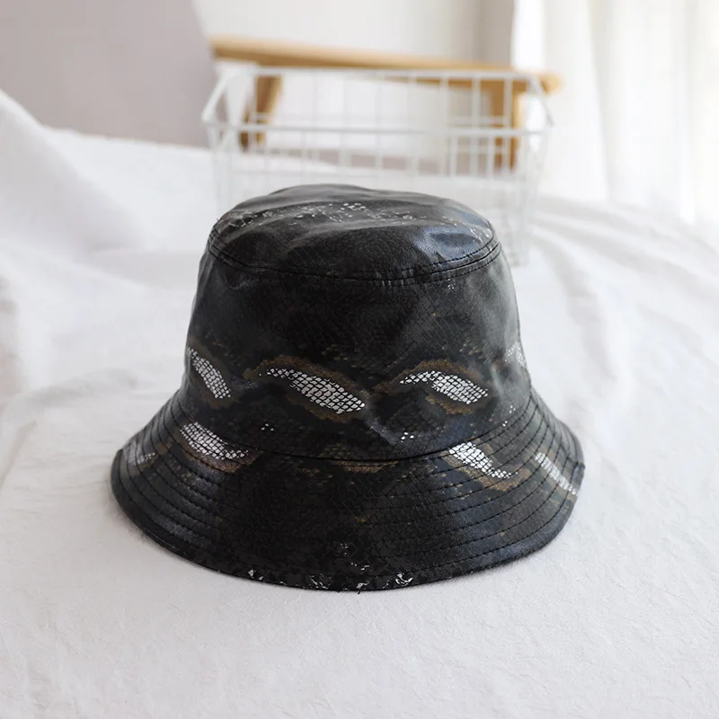 Vintage Snakeskin Print PU Bucket Hat Fisherman Hat Black White Bucket Hat Fashion Panama Fishing Fisherman Hat