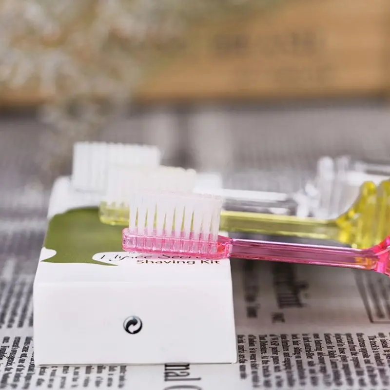 10Pcs Family Disposable Folding Toothbrush Soft Bristle Portable Travel Supplies T4MB