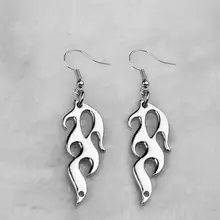 Готические серьги egirl в виде головы кролика в стиле панк с пламенем для девочек, металлические серьги унисекс, модные аксессуары, ювелирные изделия