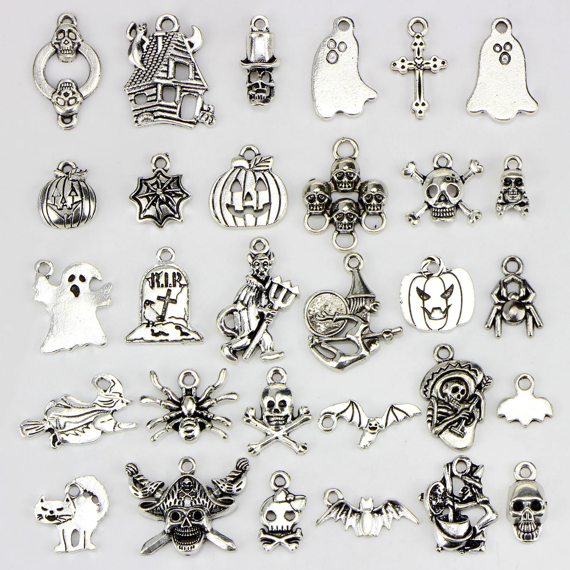 

Halloween Ancient Silver Accessories 30 Pieces Ghosts Cats skeleton Bracelets Accessories Pendants diy Accessories