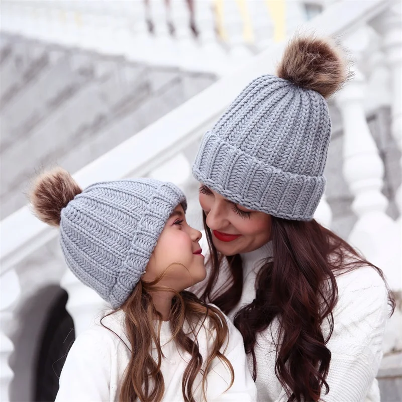 YEABIU/Новинка года; зимняя теплая шапка для маленьких девочек с помпоном; плотная Вязаная хлопковая шапка для мальчиков; однотонная шапка для отдыха на открытом воздухе для взрослых и женщин