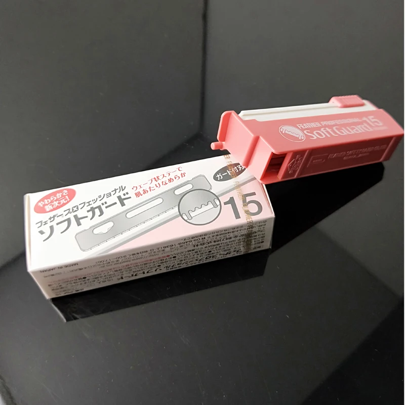 F02-3