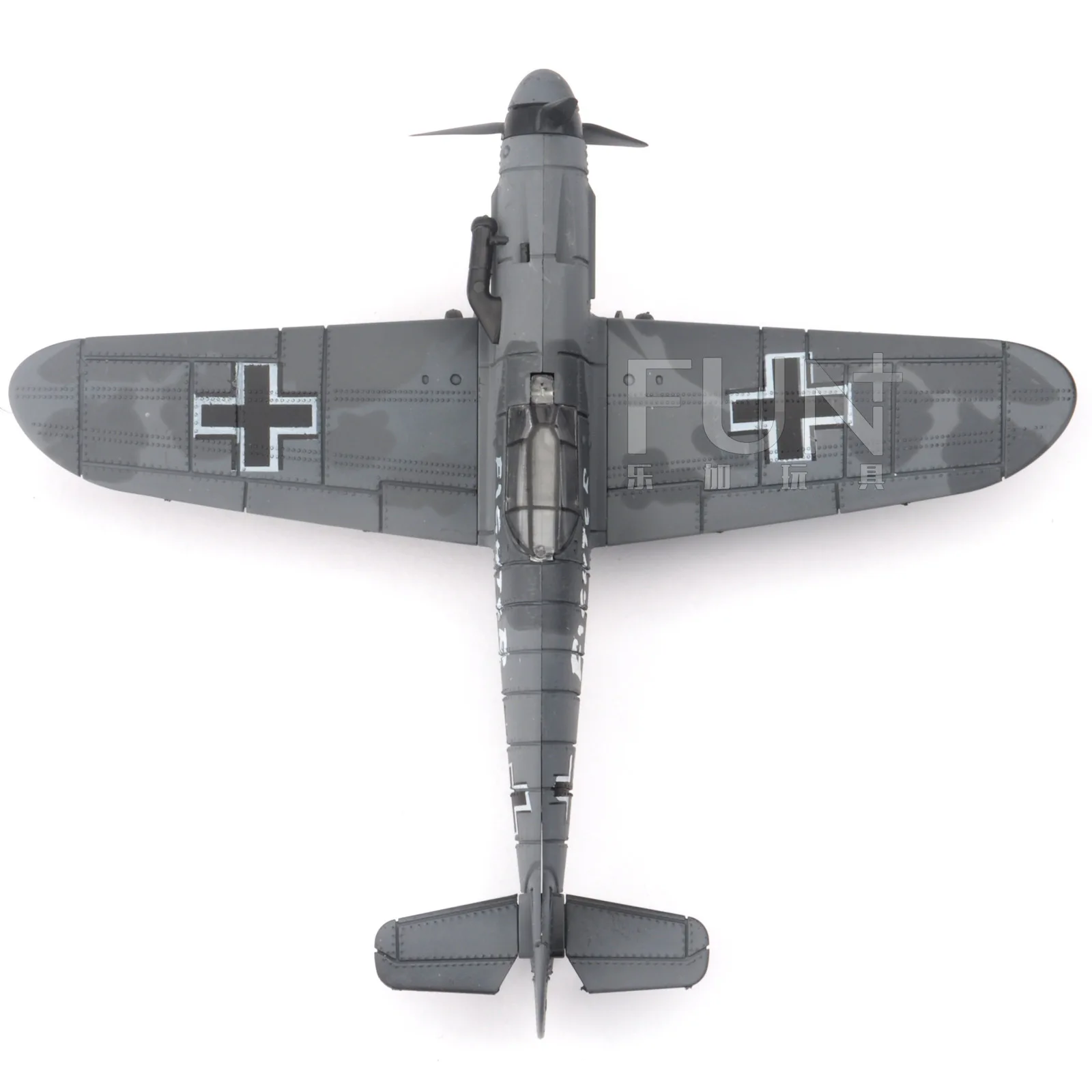 22cm 4D Diy Toys Fighter Assemble Blocks Building Model Airplane Military Model Arms WW2 Germany BF109 UK Hurricane Fighter diy house kits Model Building Toys