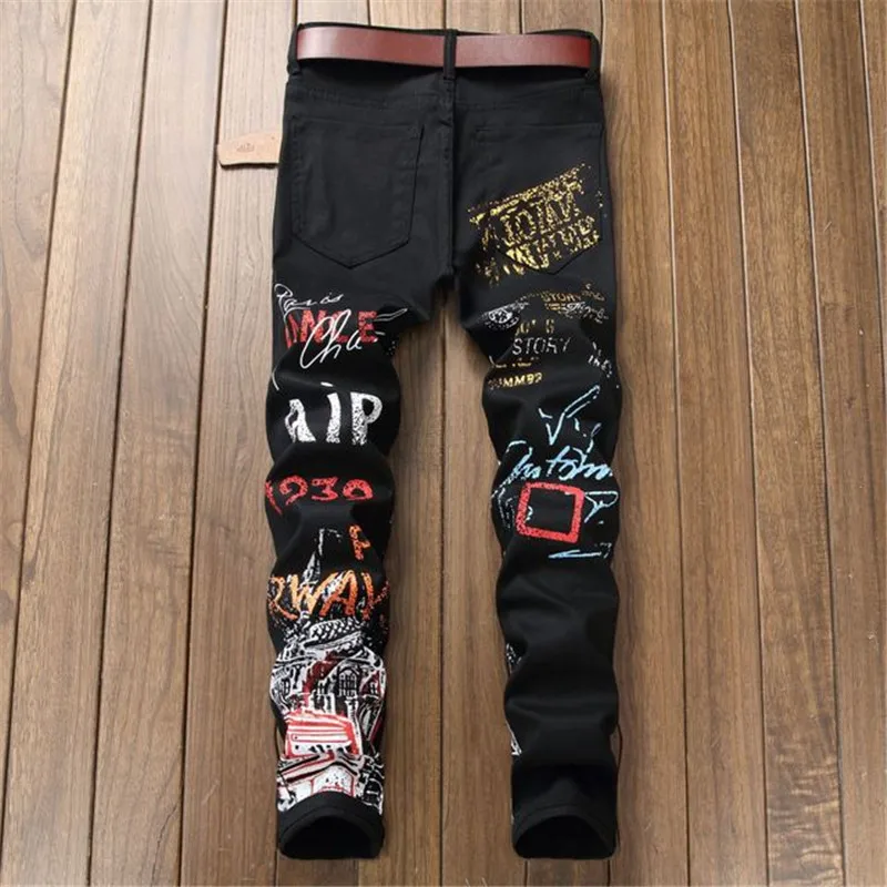 2019 Men's Jeans Personality Square Letter Embroidery White Cotton Slim Small Straight Jeans Embroidered Long Casual Pants 2019 Men's Jeans Personality Square Letter Embroidery White Cotton Slim Small Straight Jeans Embroidered Long Casual Pants