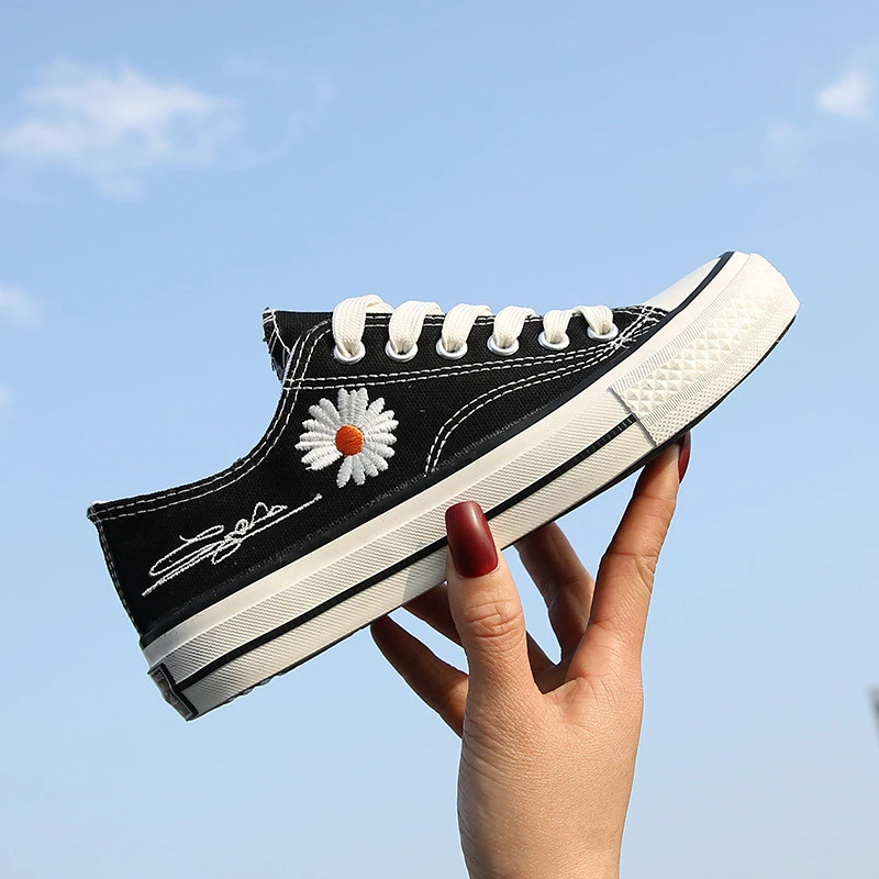 g dragon daisy shoes