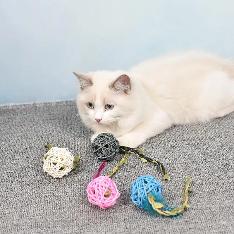 Игрушка для кошек из ротанга со звуком колокольчик против укусов мячик кошачья