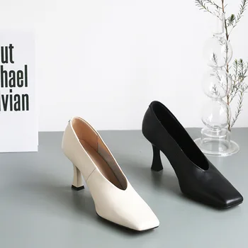 

heels head layer cowhide shallow mouth female supplies Europe and the United States the new spring 2020 single shoes