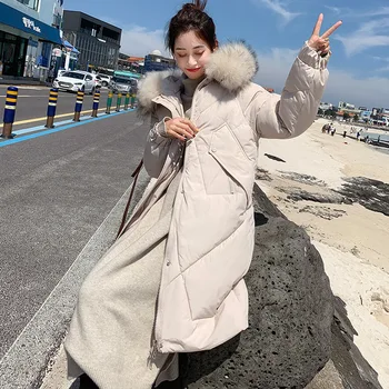 

2019 Winter Coat Woman Loose Cotton Down Parka Hooded Big Artificial Fur Rice White Outdoor Wear Warm Casaco Feminino CC31