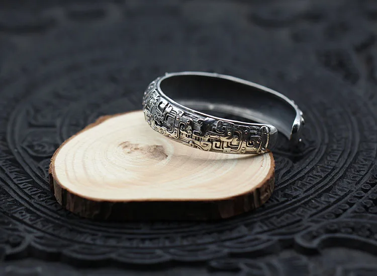 S925 sterling silver men's bracelet personalized classic retro jewelry domineering beast modeling gift to send lover Bangles